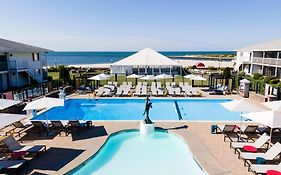 Red Jacket Beach Resort